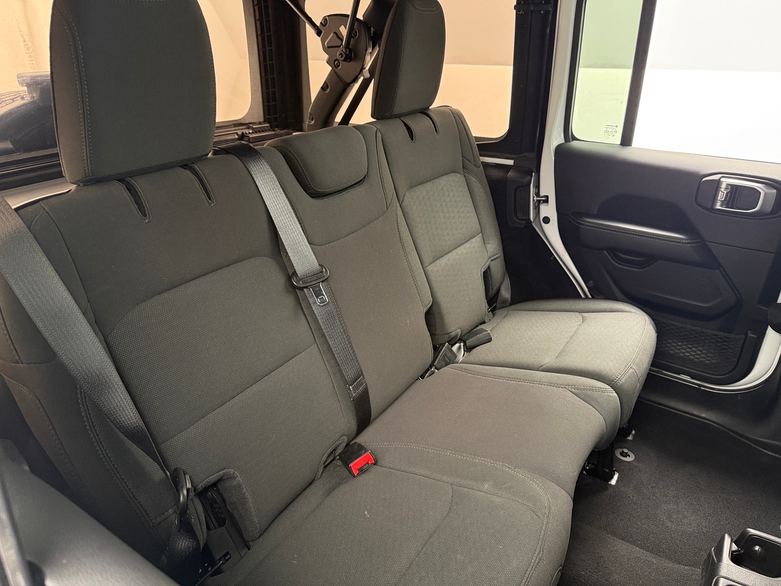 Thumbnail: 2021 Jeep Wrangler - 6