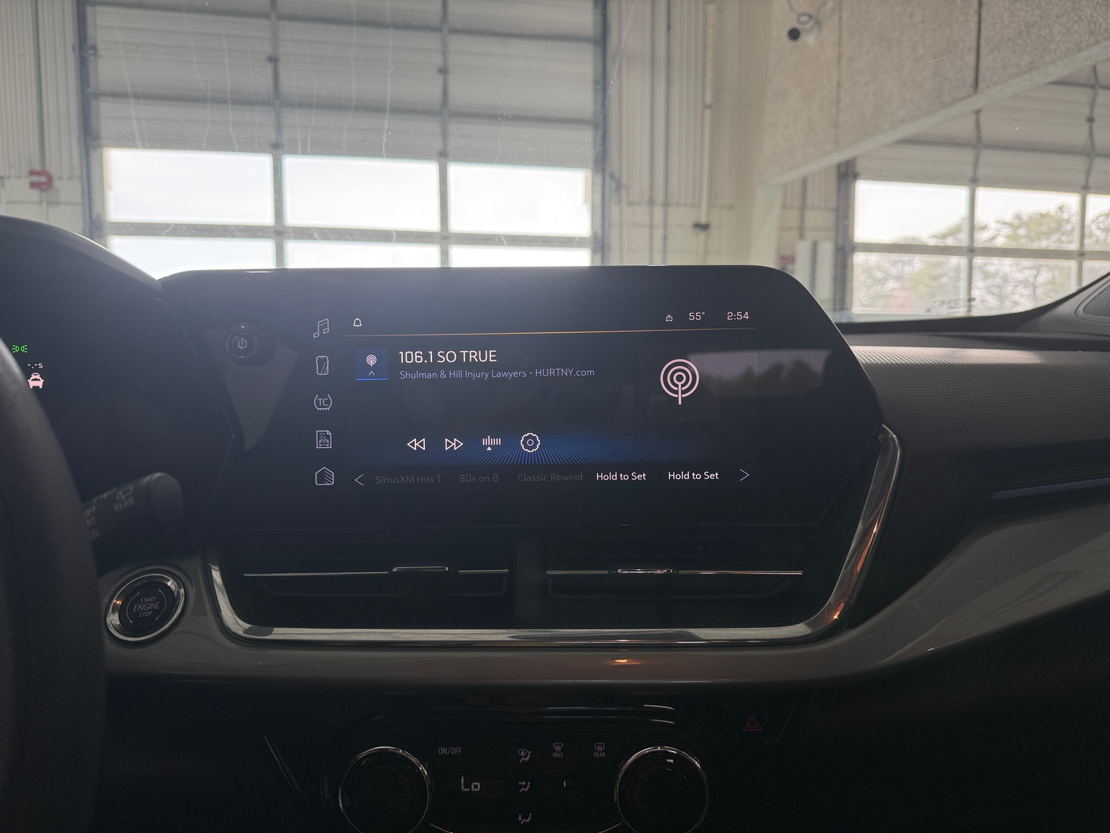 Thumbnail: 2025 Chevrolet Trax - 4