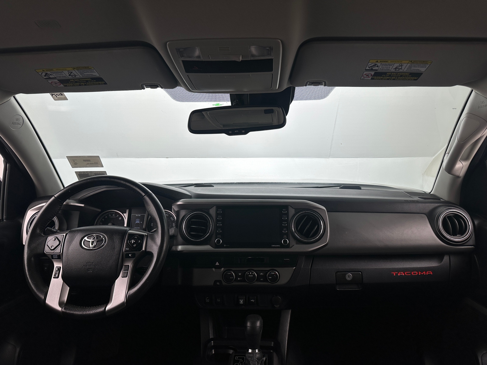 Thumbnail: 2022 Toyota Tacoma - 3