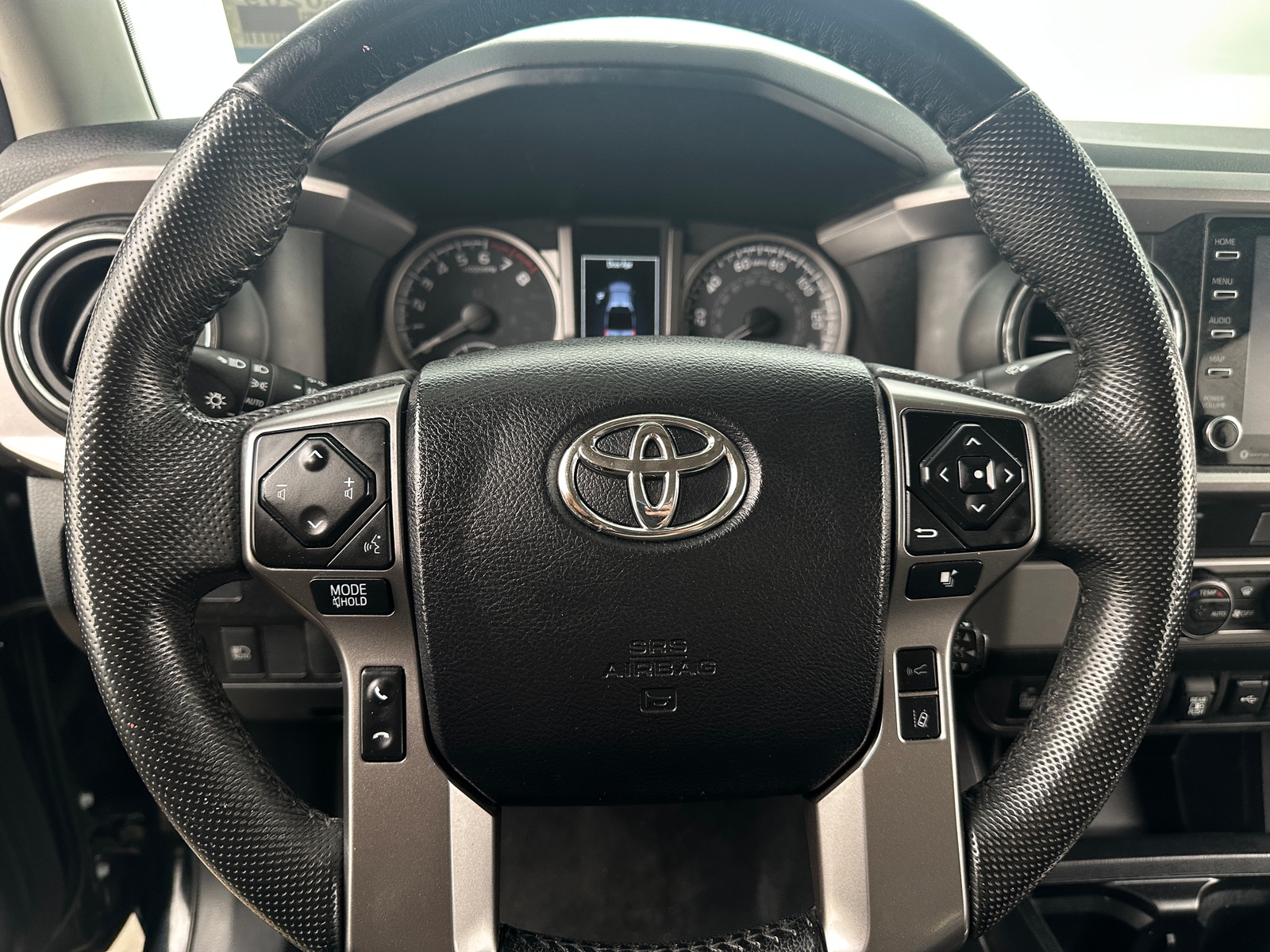 Thumbnail: 2022 Toyota Tacoma - 5