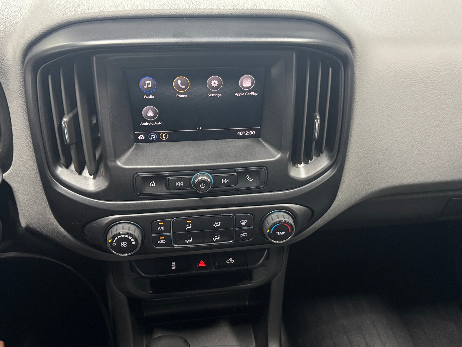 Thumbnail: 2022 Chevrolet Colorado - 4