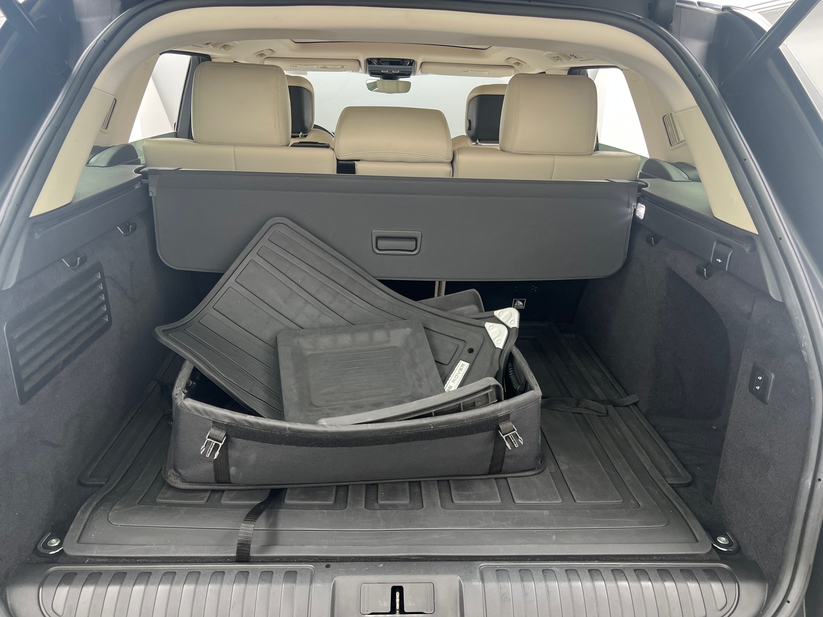 Thumbnail: 2019 Land Rover Range Rover Sport - 7