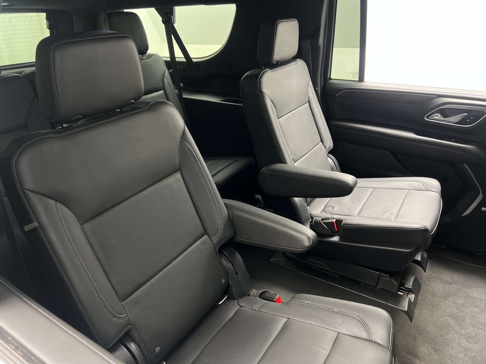 Thumbnail: 2021 Chevrolet Suburban - 5