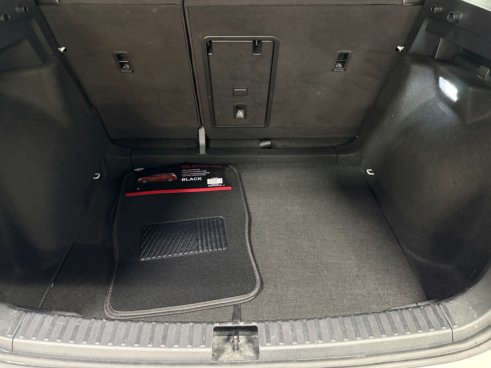 Thumbnail: 2025 Volkswagen Taos - 7