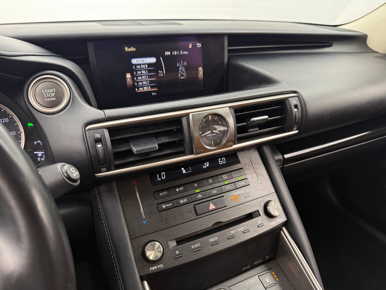 Thumbnail: 2019 Lexus IS - 3