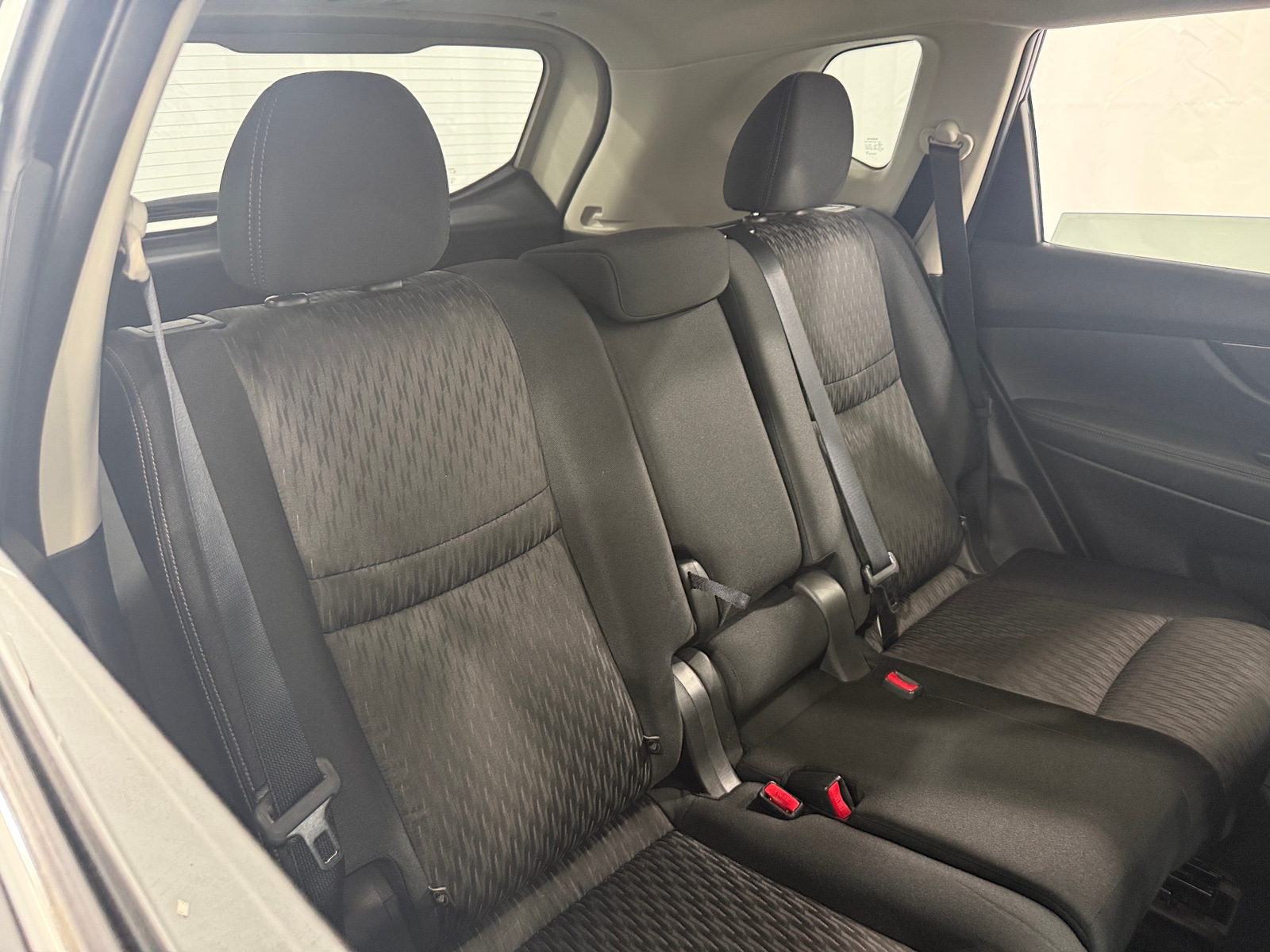 Thumbnail: 2017 Nissan Rogue - 6