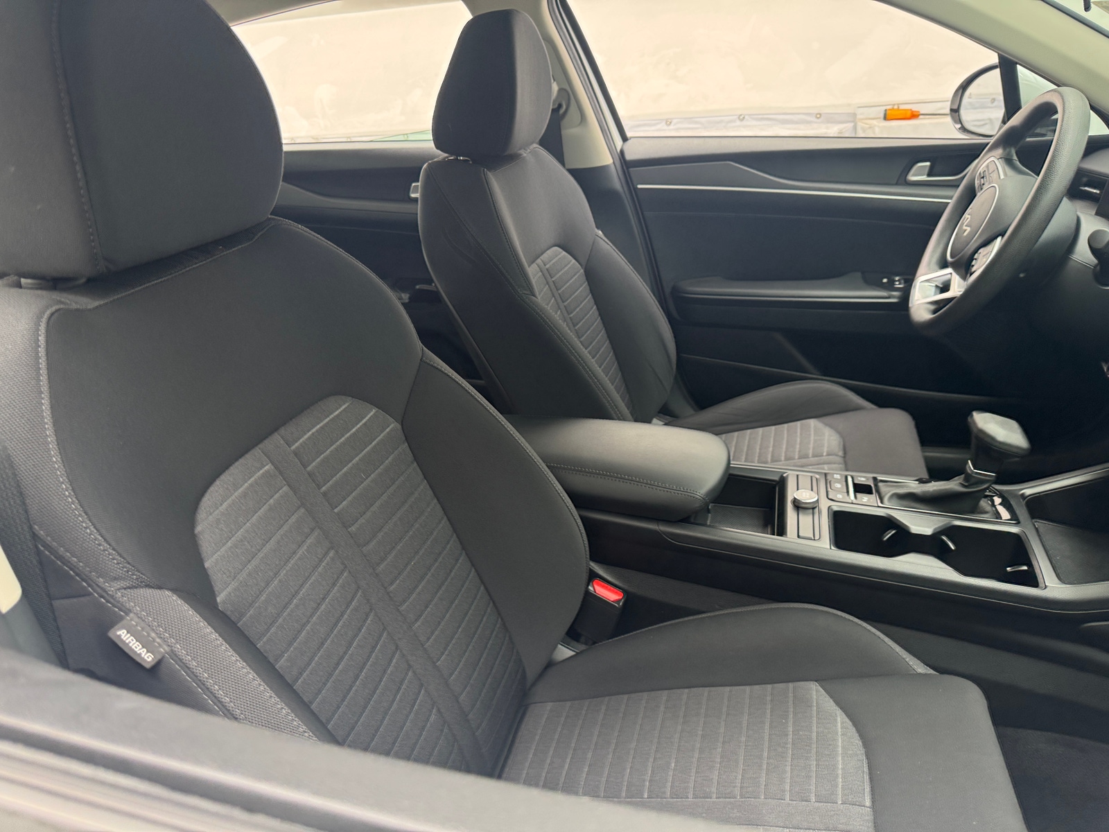 Thumbnail: 2025 Kia K5 - 2