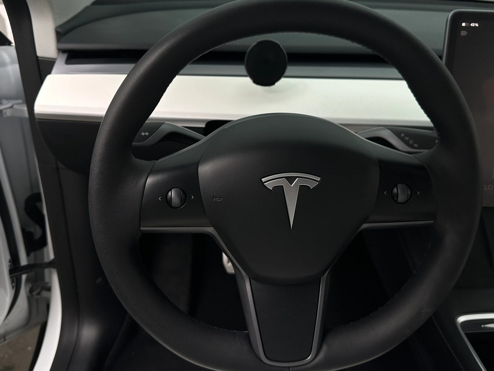 Thumbnail: 2023 Tesla Model Y - 4