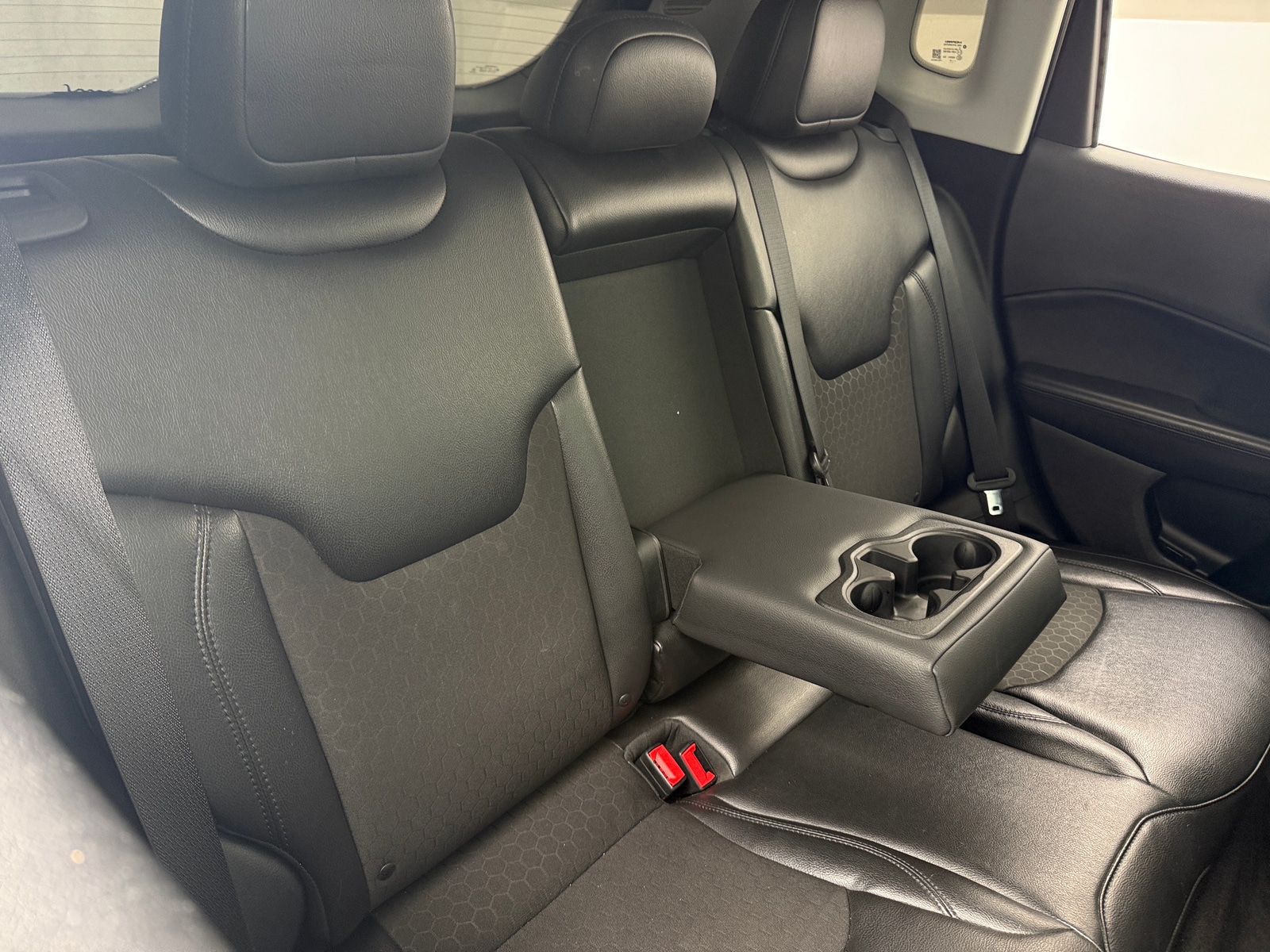 Thumbnail: 2018 Jeep Compass - 6