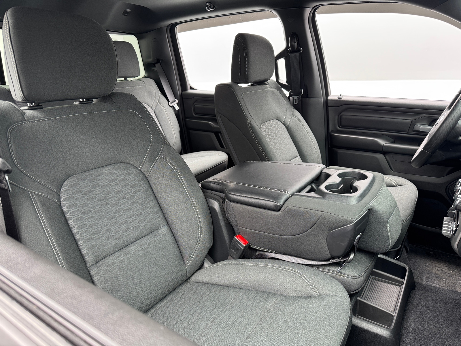 Thumbnail: 2025 RAM 1500 - 2