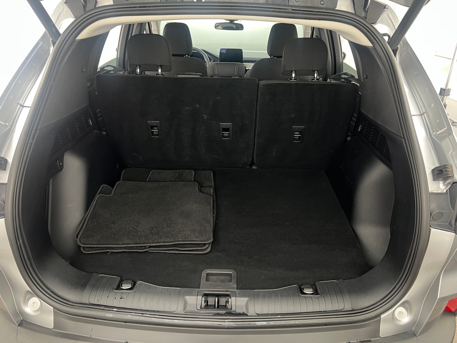 Thumbnail: 2023 Ford Escape - 7