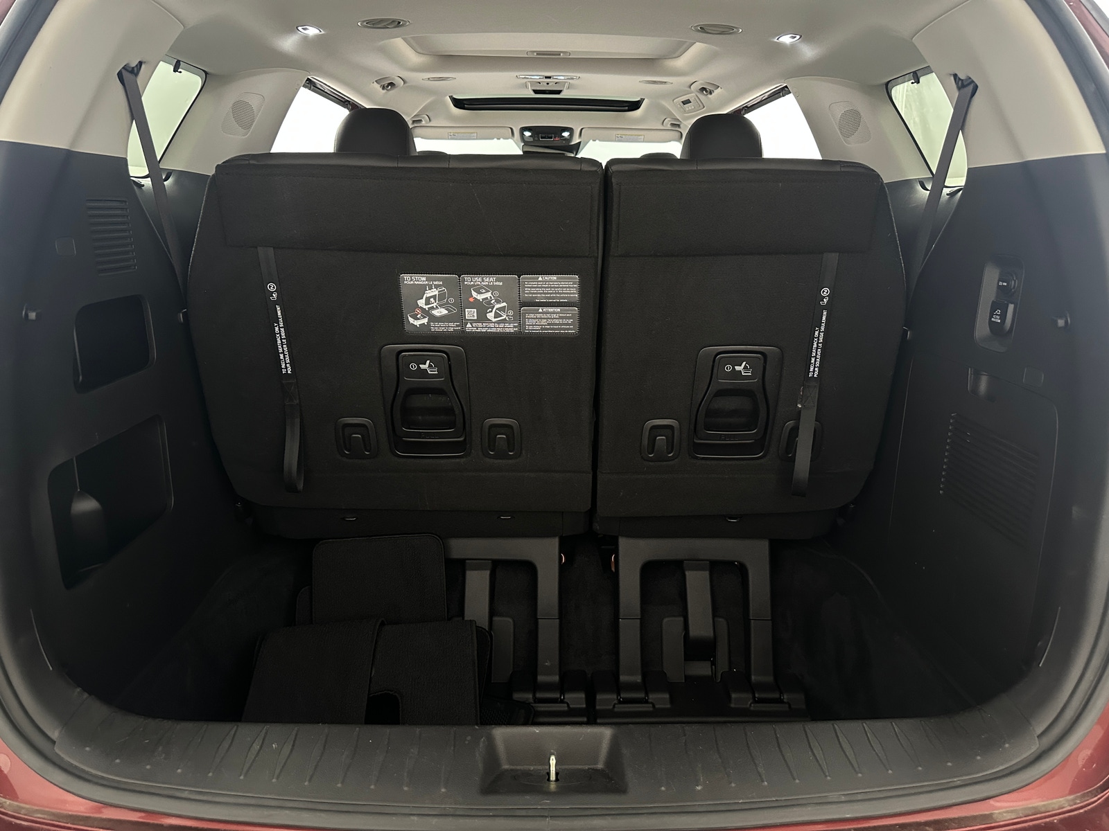 Thumbnail: 2024 Kia Carnival - 6