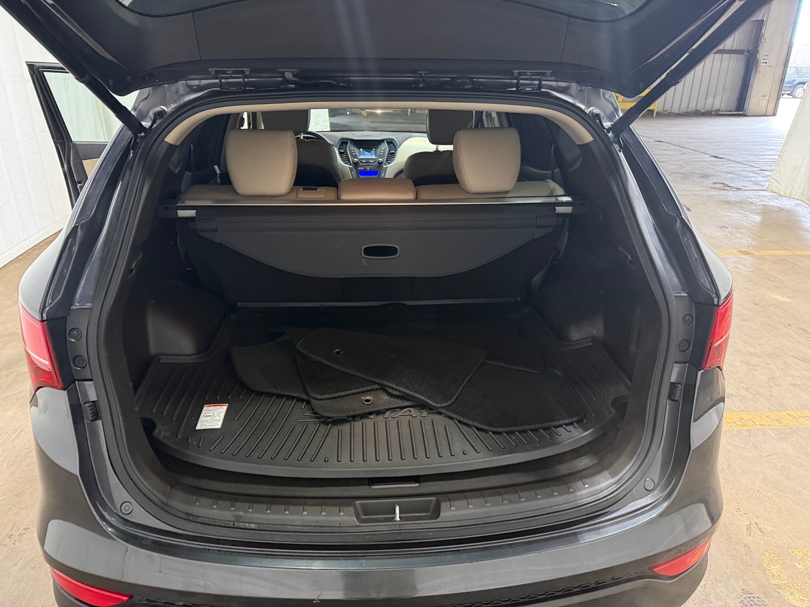 Thumbnail: 2015 Hyundai Santa Fe - 6