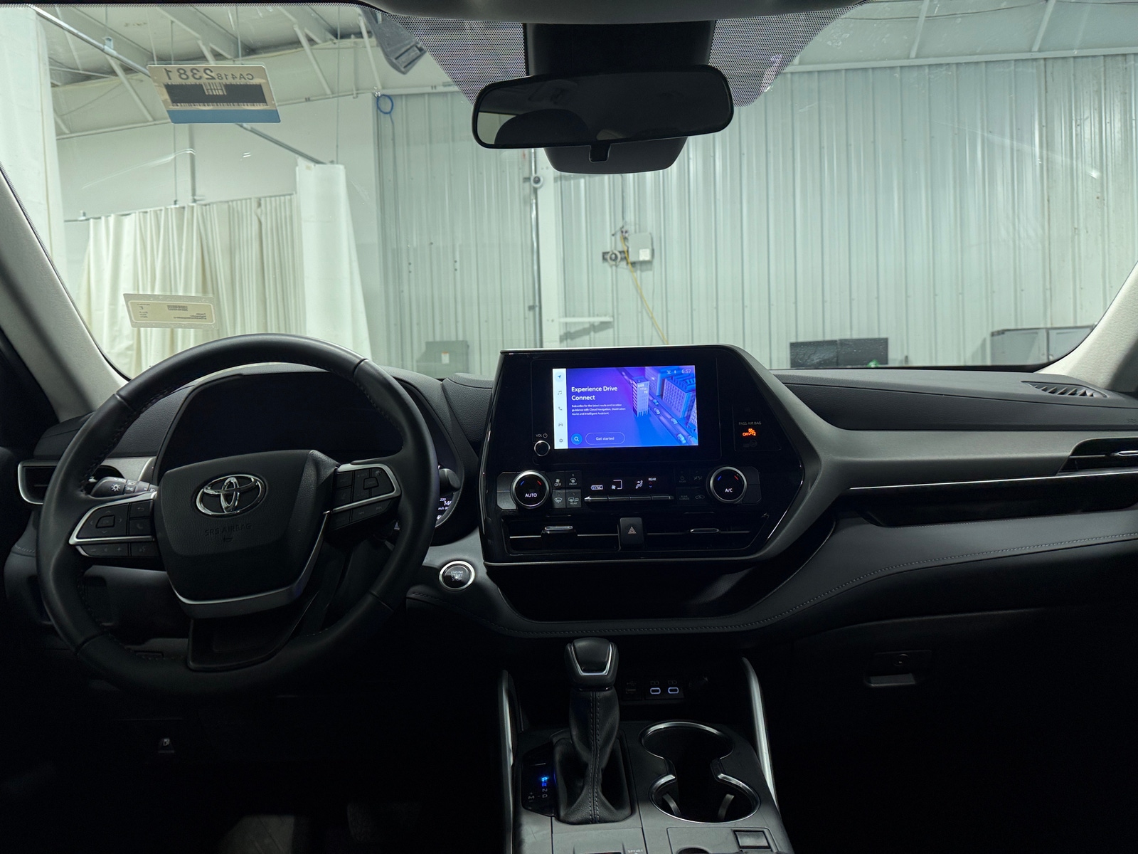 Thumbnail: 2025 Toyota Highlander - 3