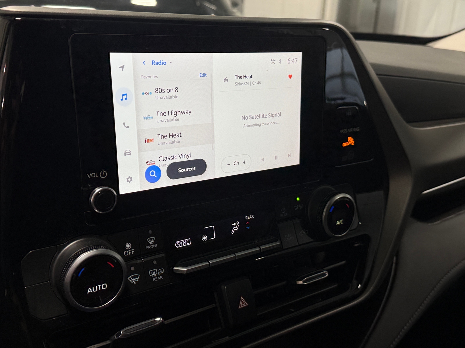 Thumbnail: 2025 Toyota Highlander - 4