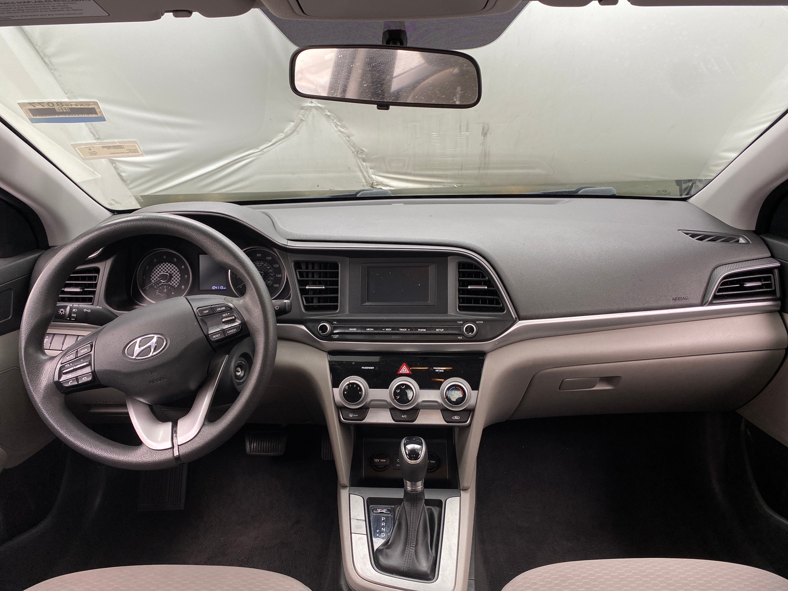 Thumbnail: 2019 Hyundai Elantra - 3