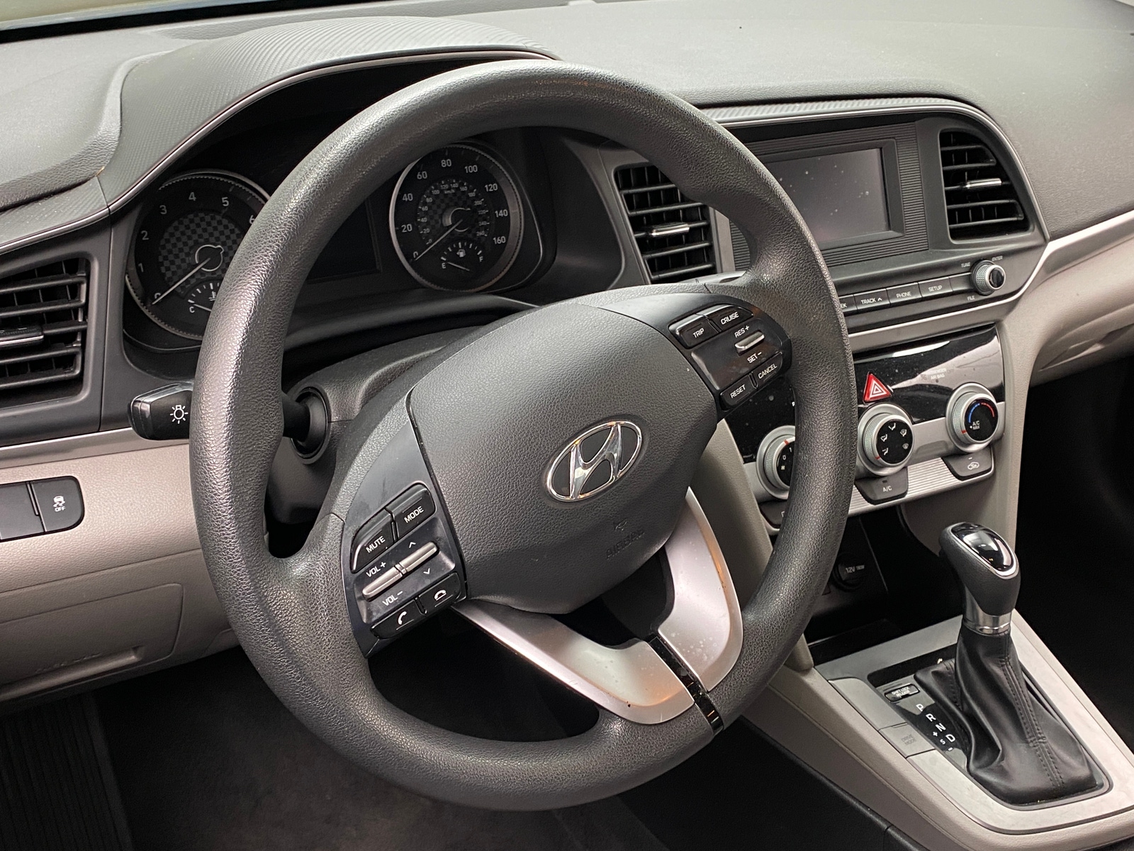 Thumbnail: 2019 Hyundai Elantra - 5