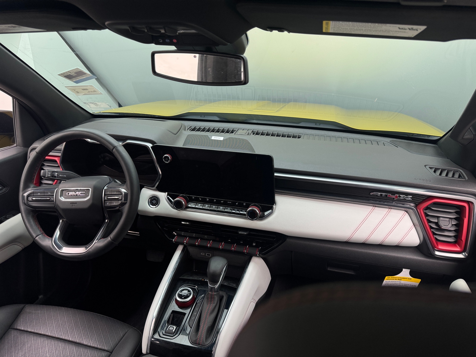 Thumbnail: 2024 GMC Canyon - 2