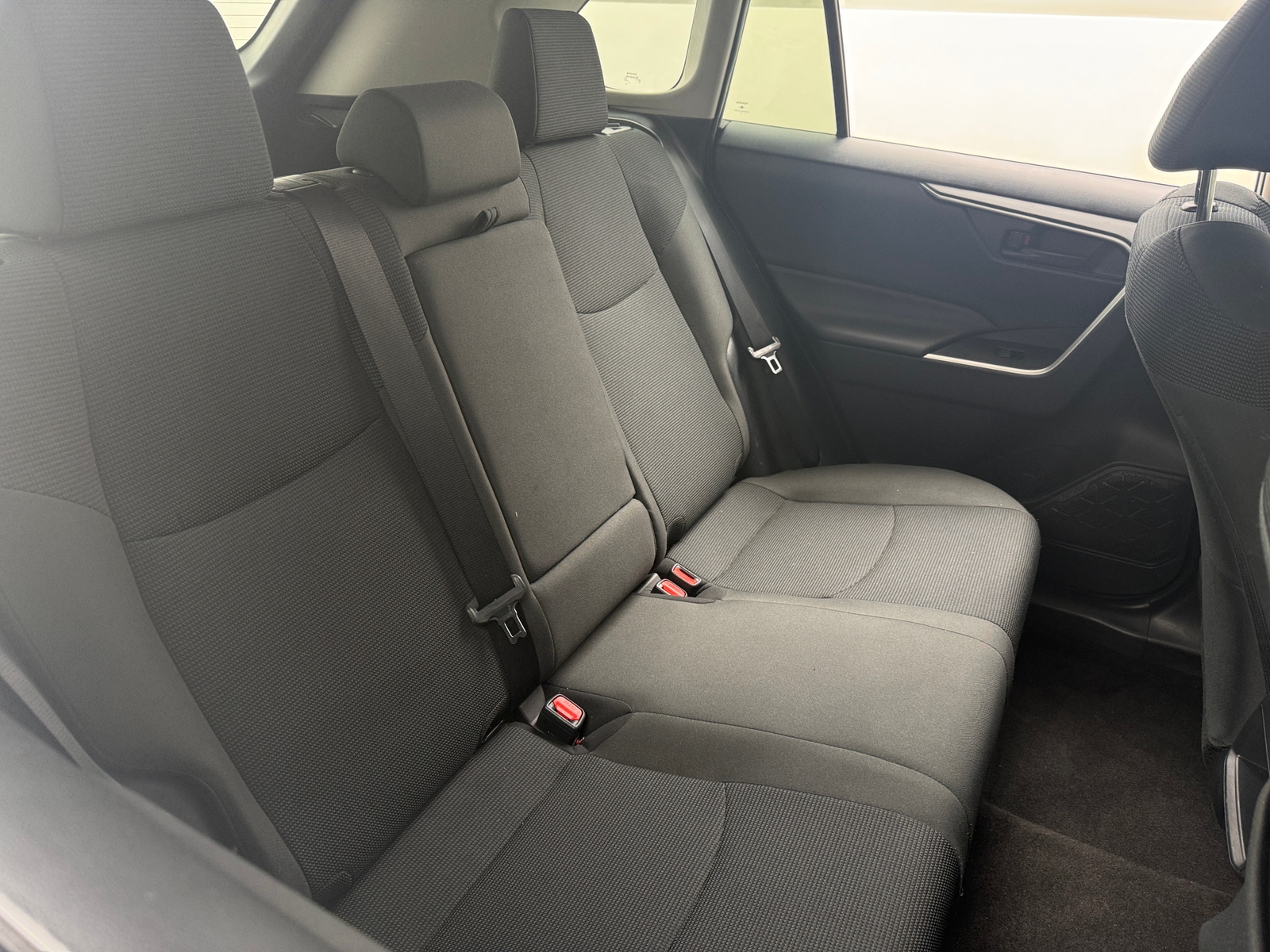 Thumbnail: 2019 Toyota RAV4 - 6