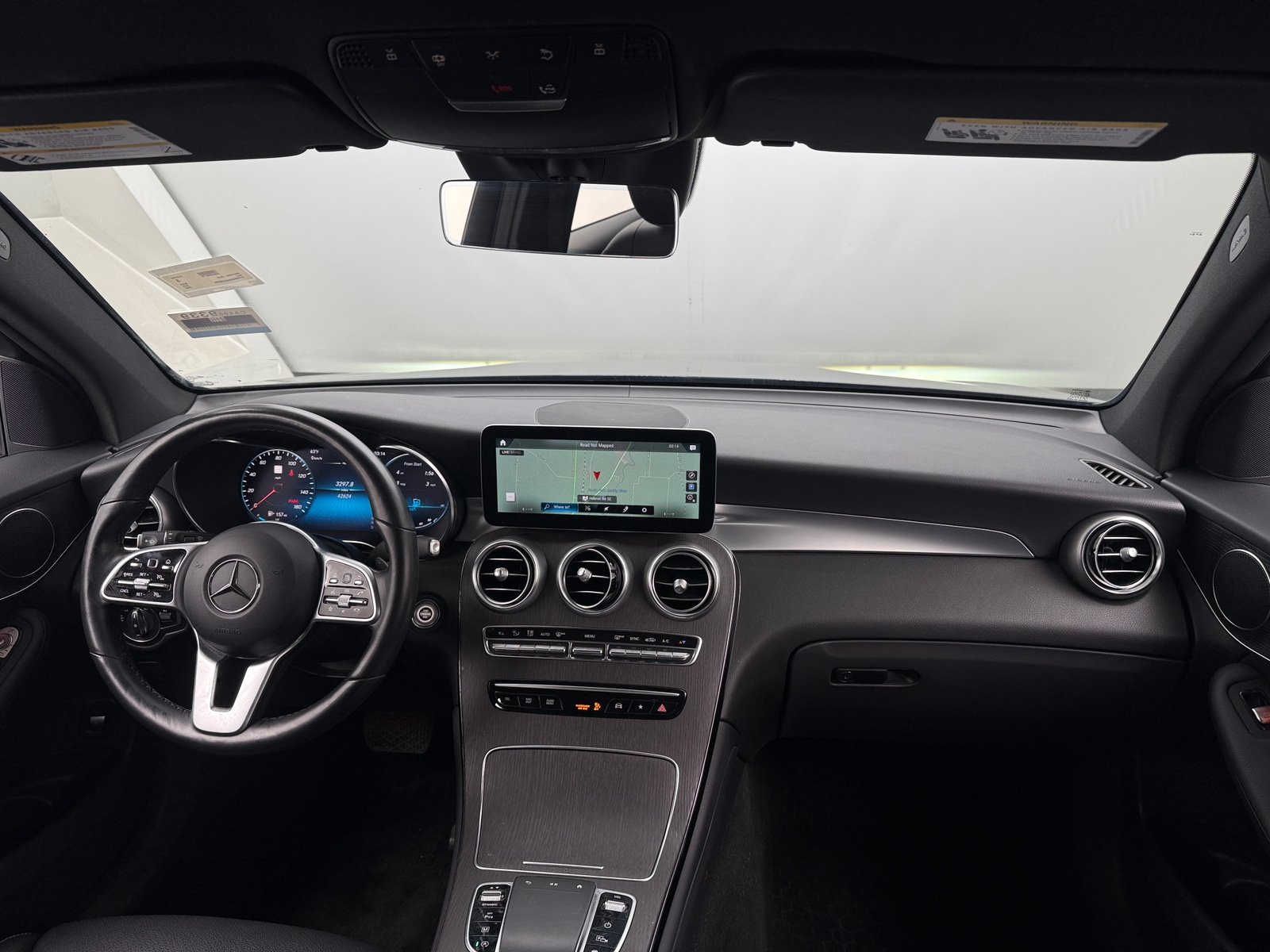 Thumbnail: 2022 Mercedes-Benz GLC - 2