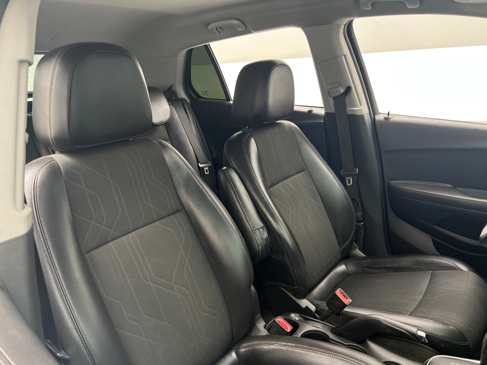 Thumbnail: 2019 Chevrolet Trax - 2