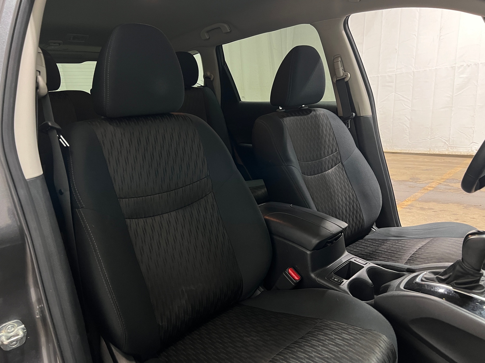 Thumbnail: 2019 Nissan Rogue - 2