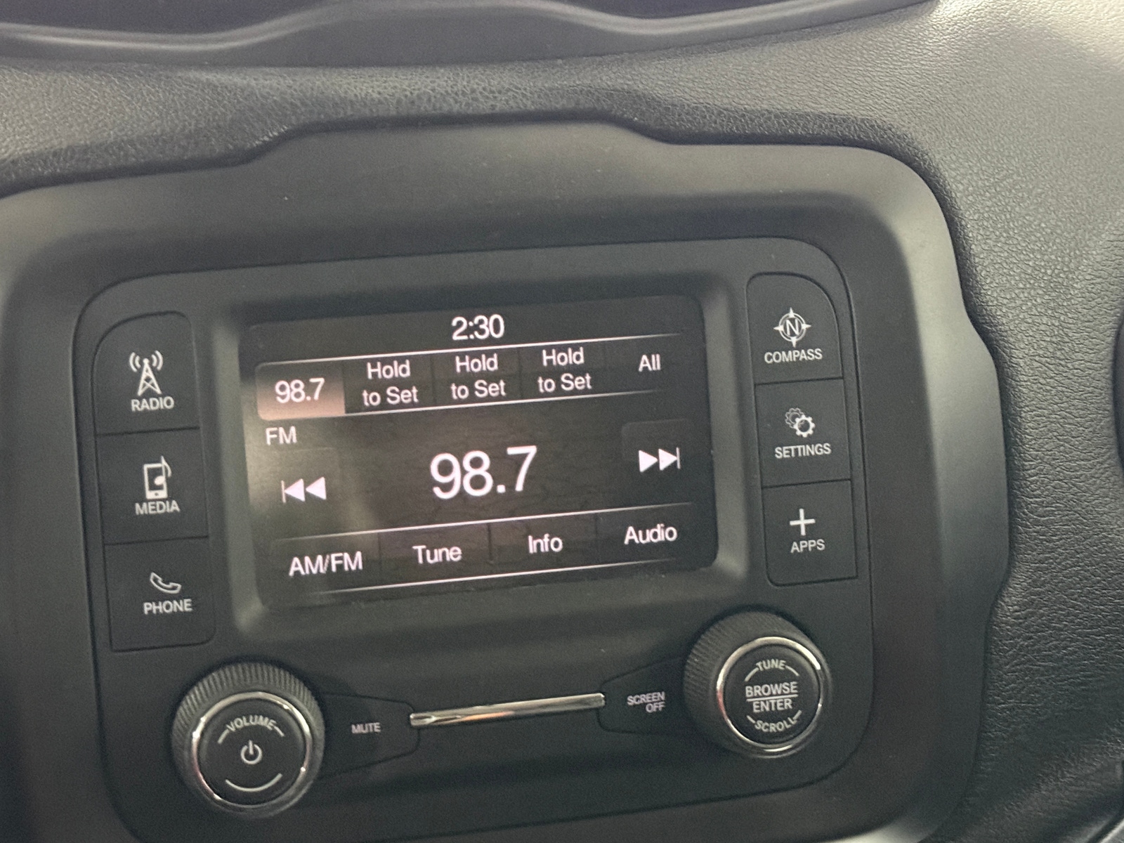 Thumbnail: 2018 Jeep Renegade - 4