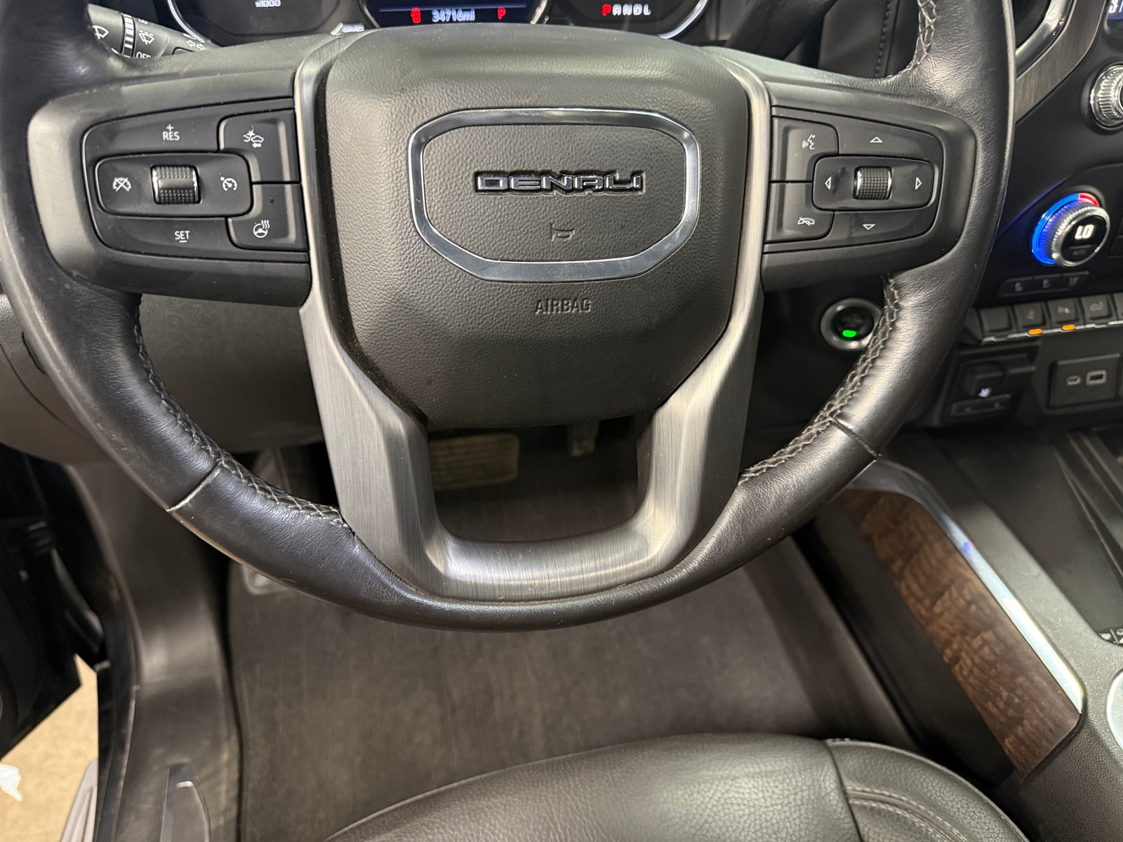 Thumbnail: 2022 GMC Sierra 2500 - 5