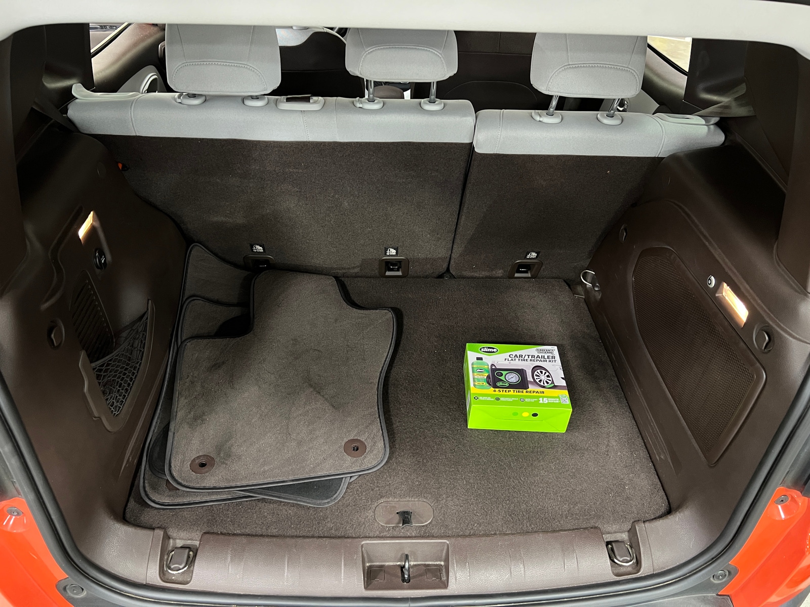 Thumbnail: 2016 Jeep Renegade - 7