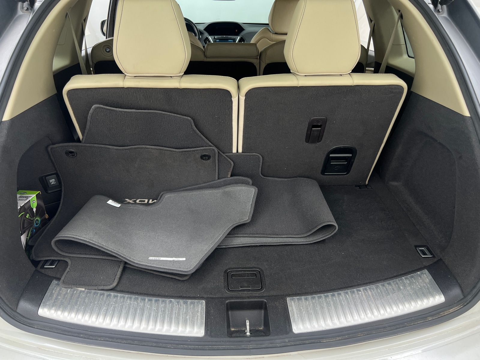 Thumbnail: 2019 Acura MDX - 6