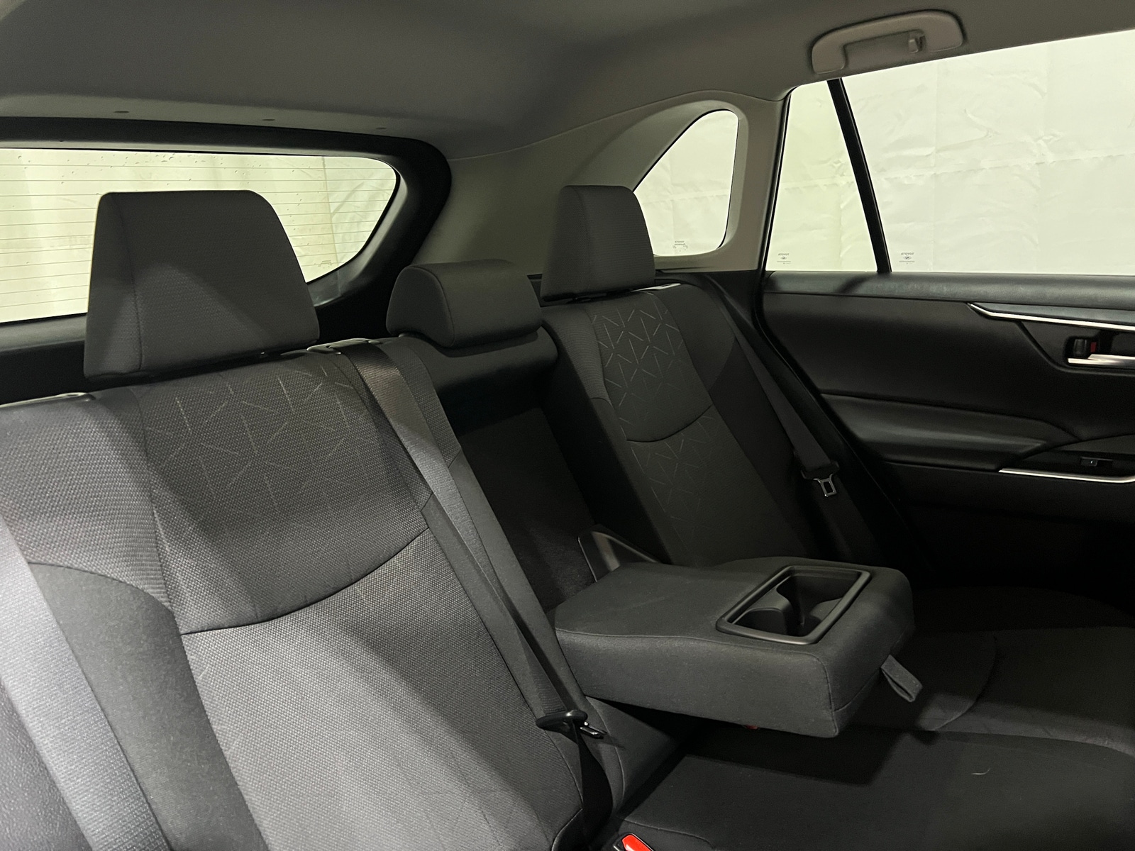 Thumbnail: 2025 Toyota RAV4 - 6