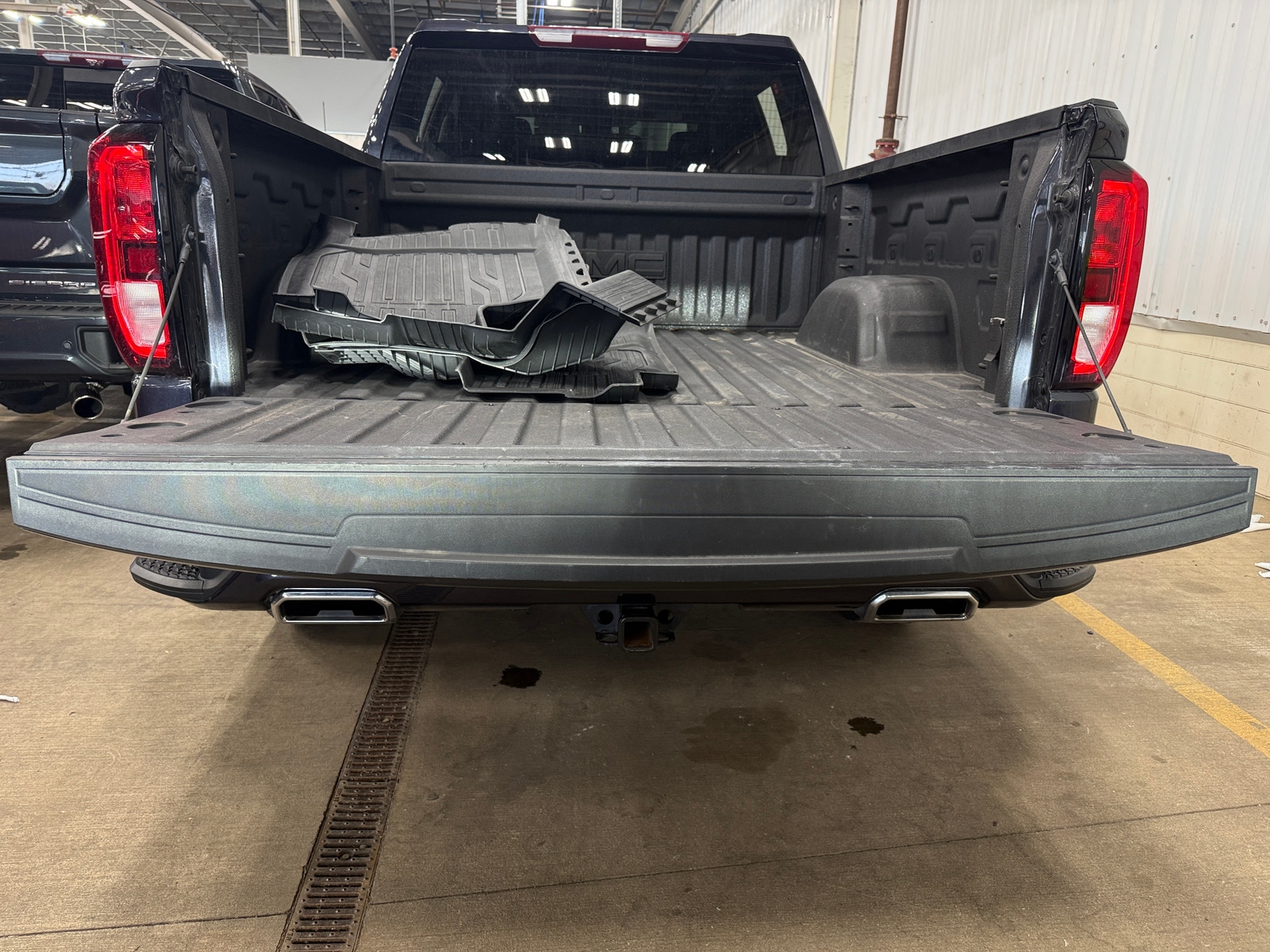 Thumbnail: 2025 GMC Sierra 1500 - 7