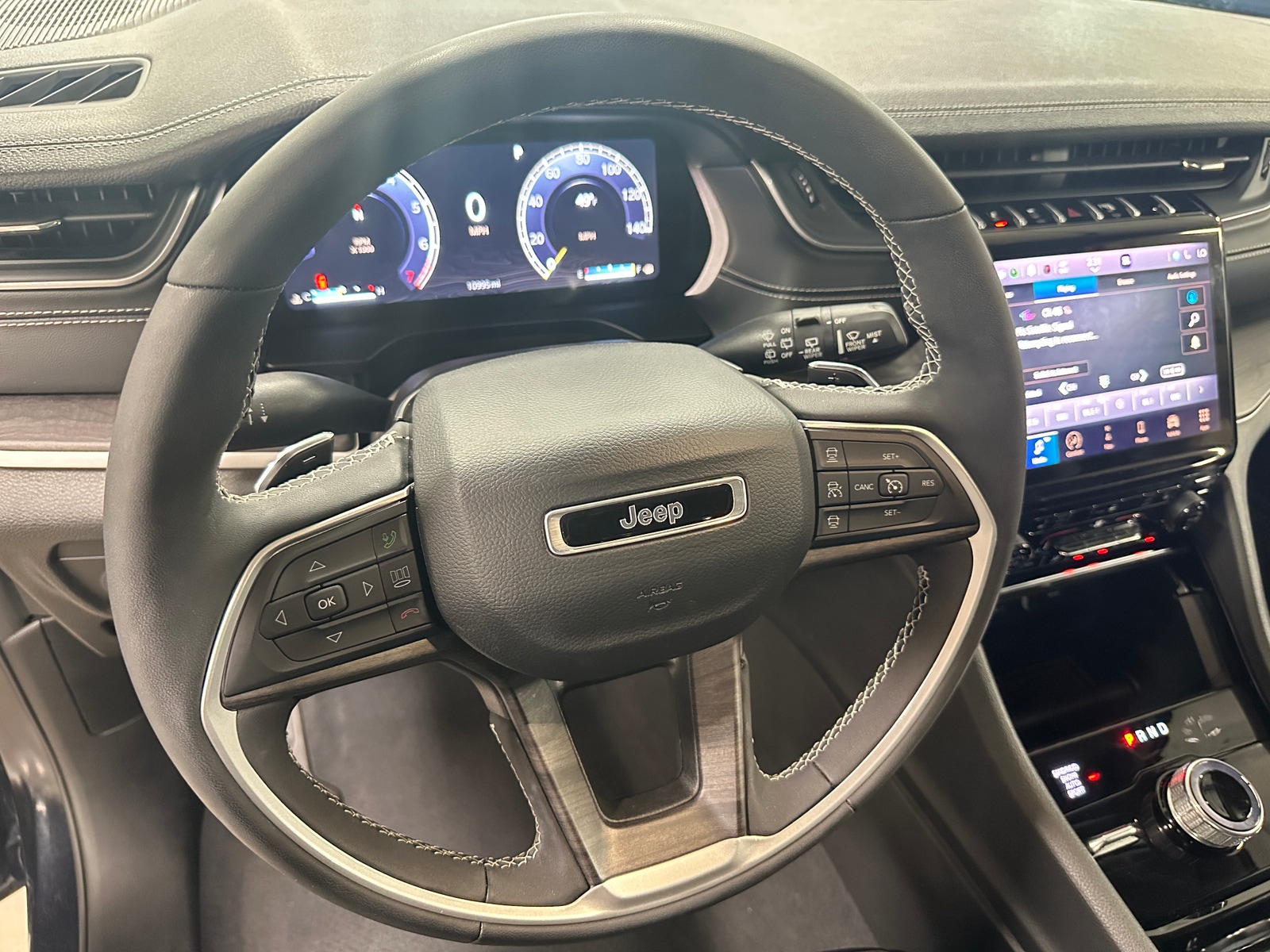 Thumbnail: 2023 Jeep Grand Cherokee - 4