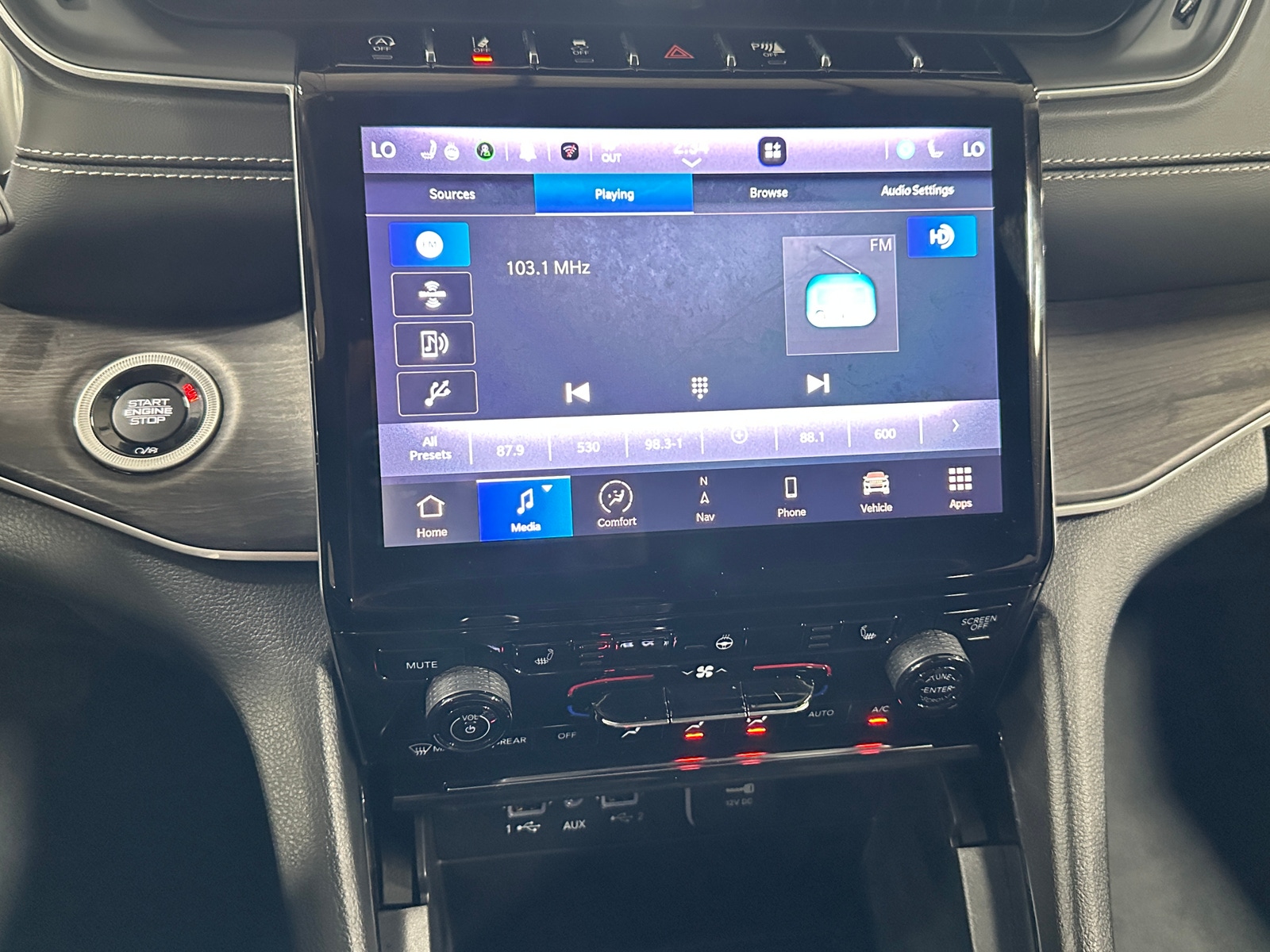 Thumbnail: 2023 Jeep Grand Cherokee - 3