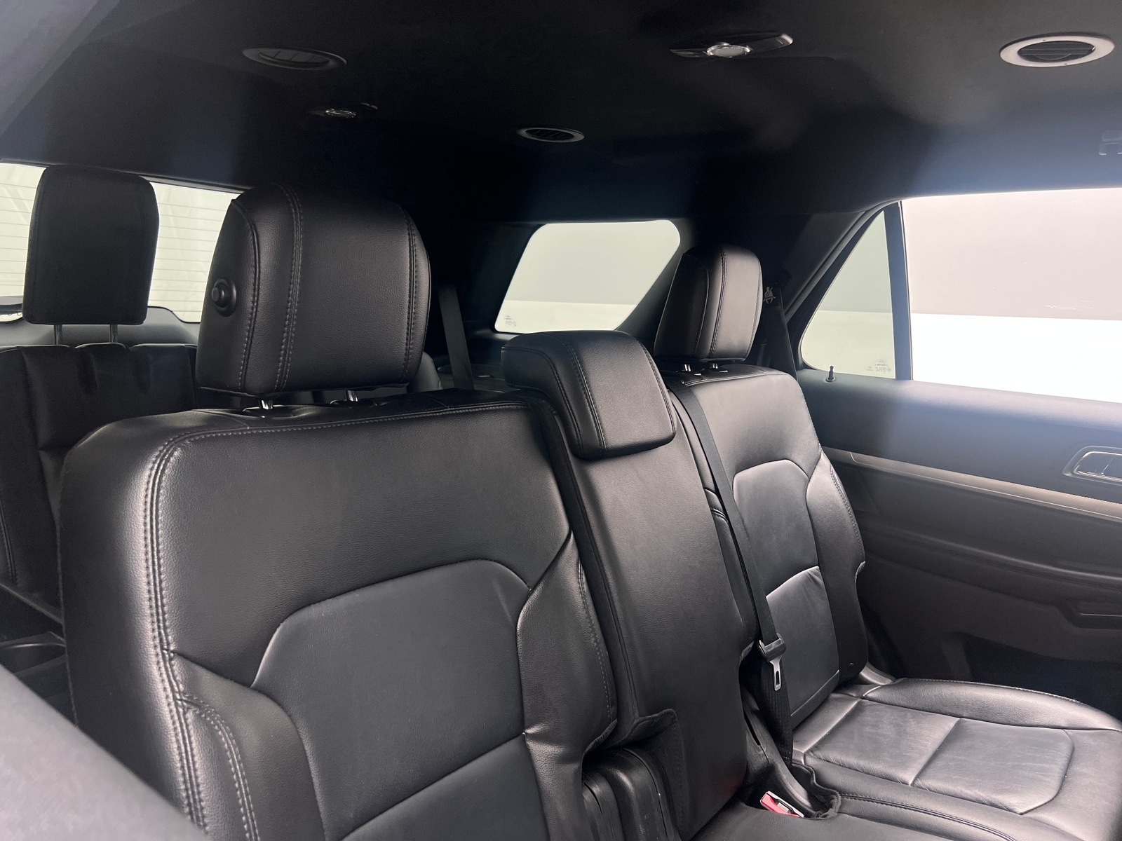 Thumbnail: 2018 Ford Explorer - 5