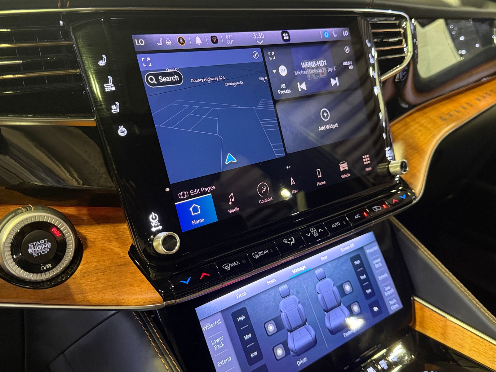 Thumbnail: 2022 Jeep Grand Wagoneer - 3