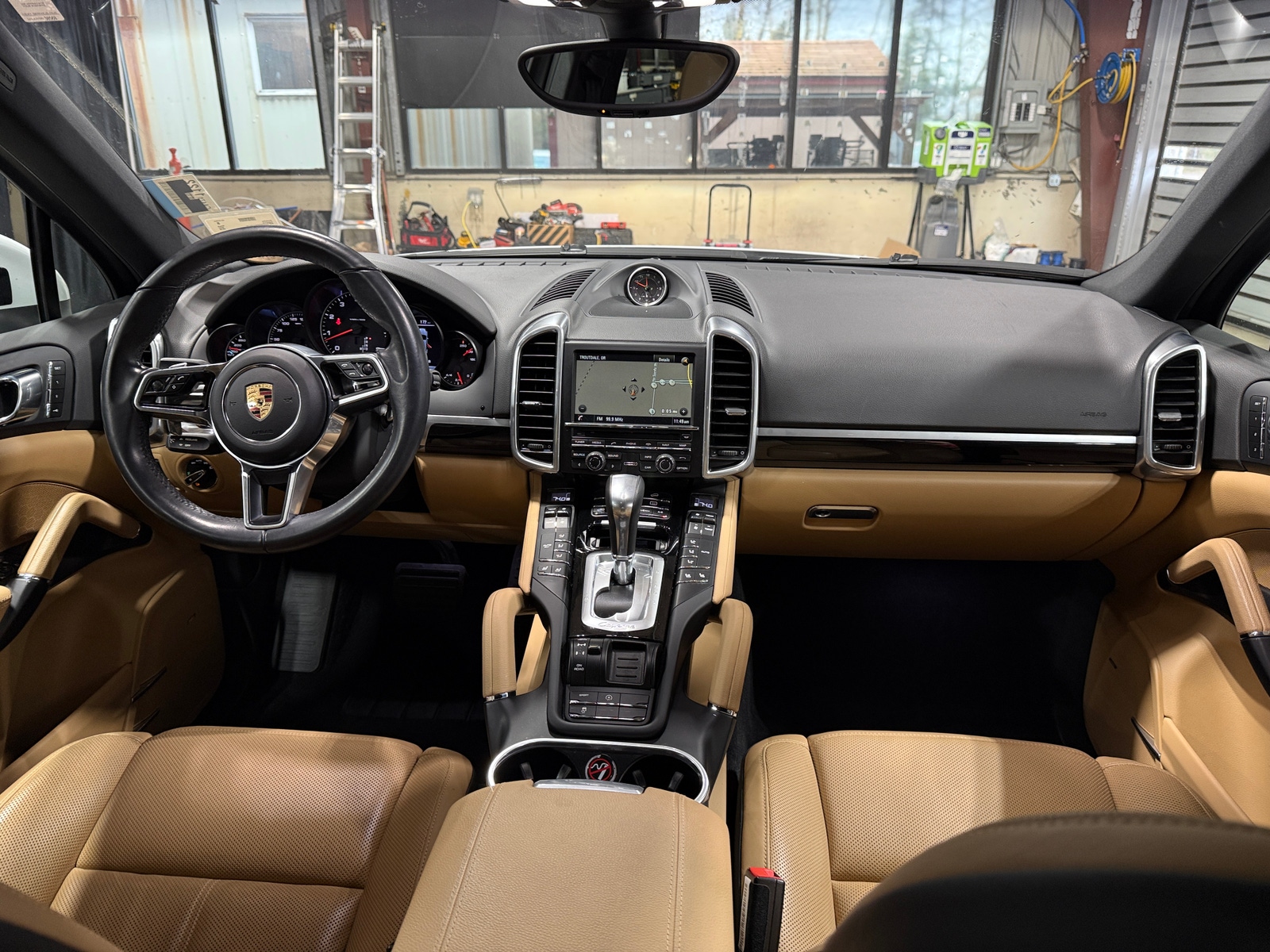 Thumbnail: 2016 Porsche Cayenne - 2