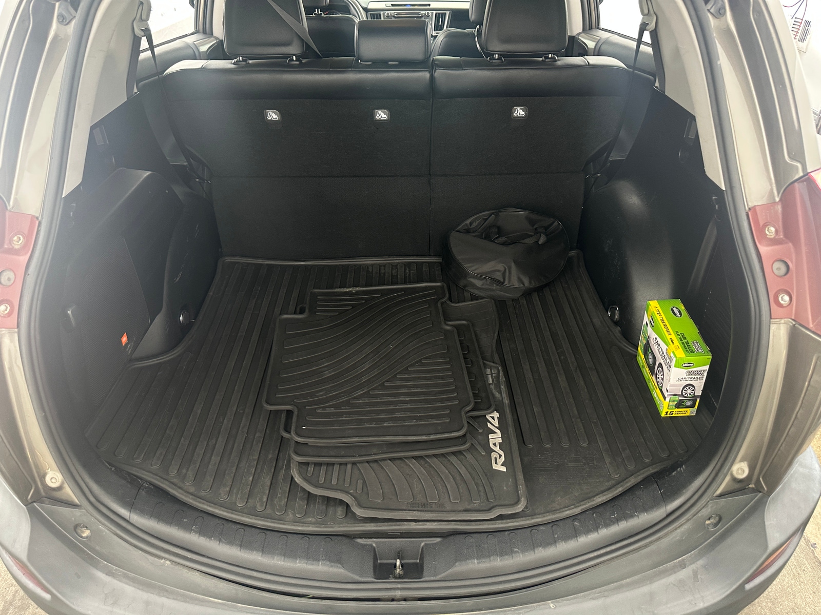 Thumbnail: 2015 Toyota RAV4 - 6