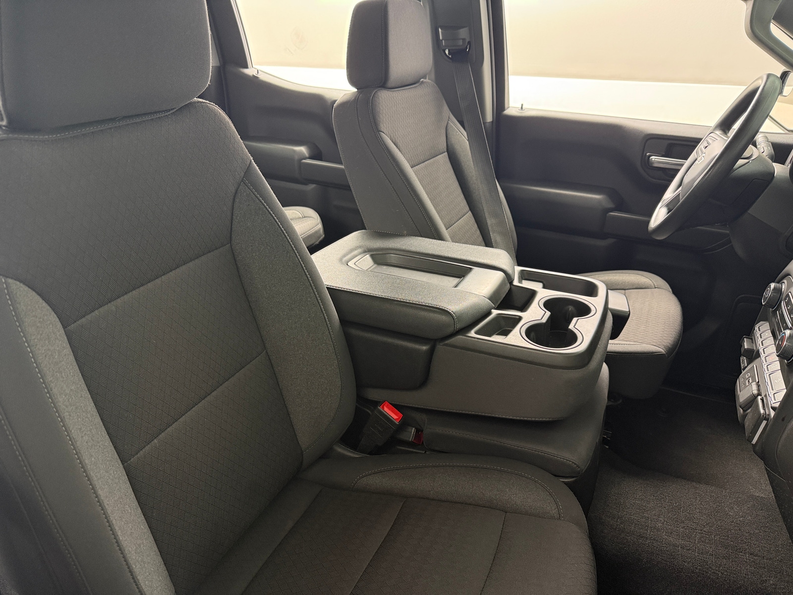 Thumbnail: 2024 Chevrolet Silverado 1500 - 2