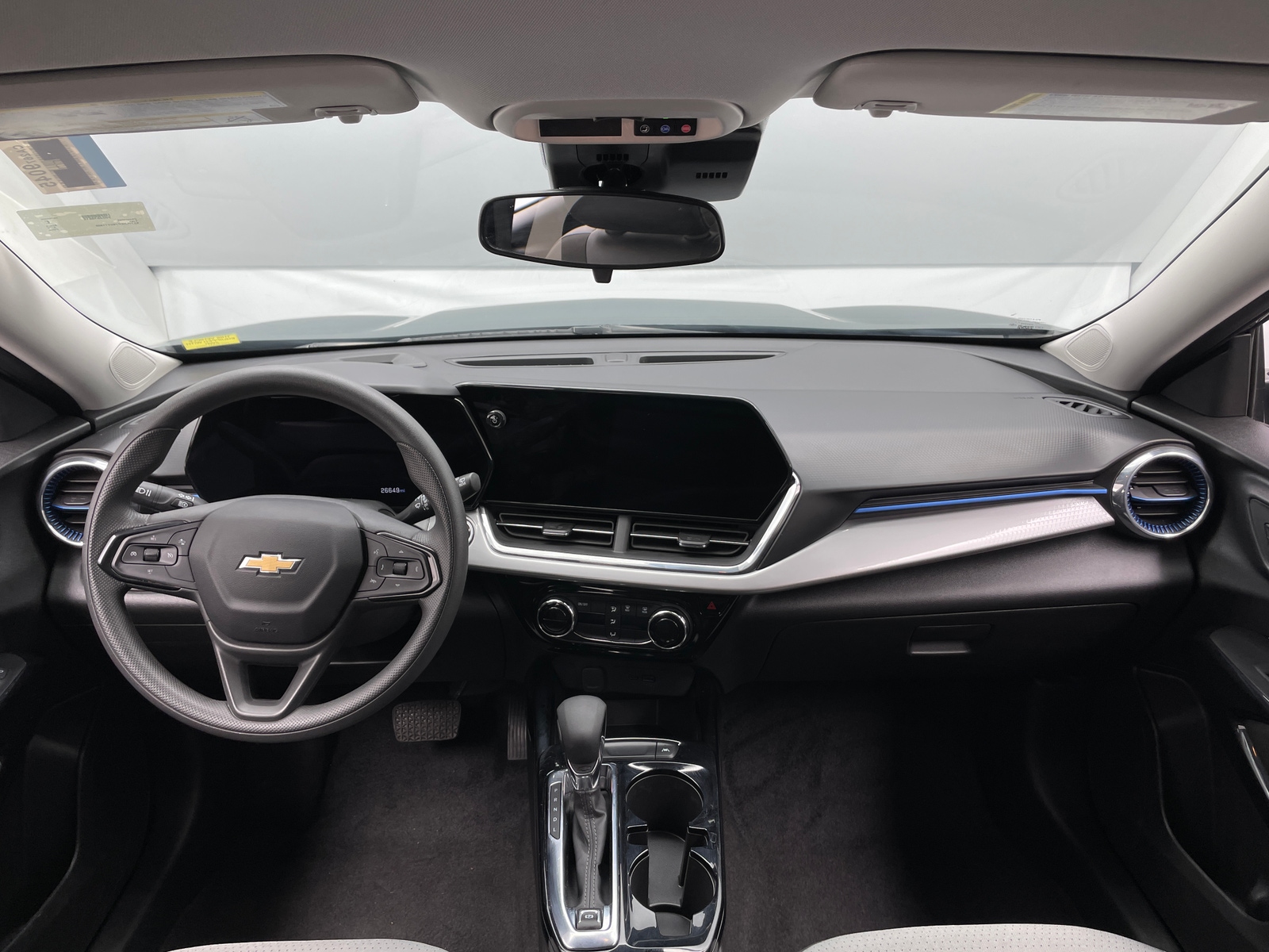 Thumbnail: 2025 Chevrolet Trax - 3