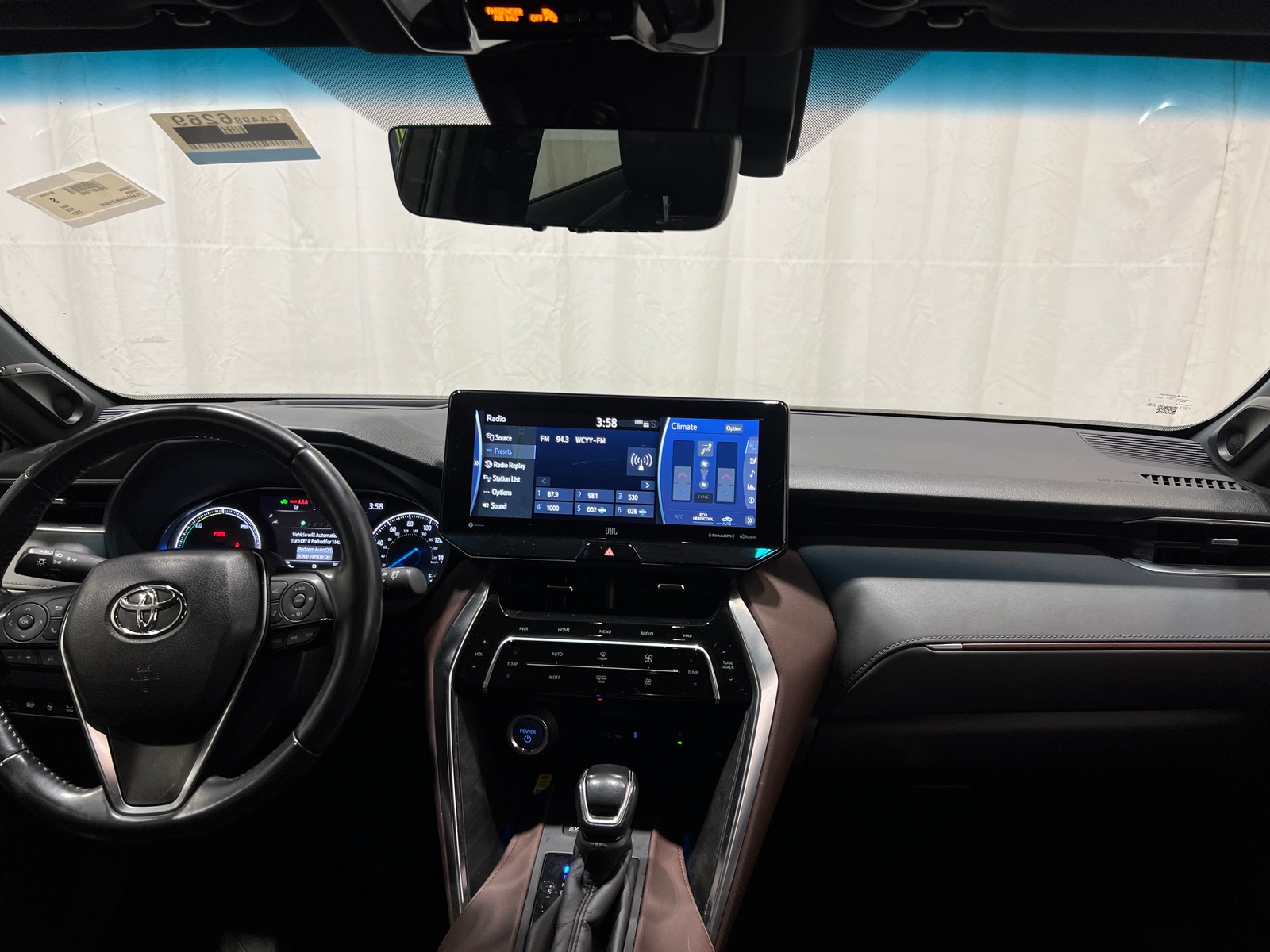 Thumbnail: 2021 Toyota Venza - 2