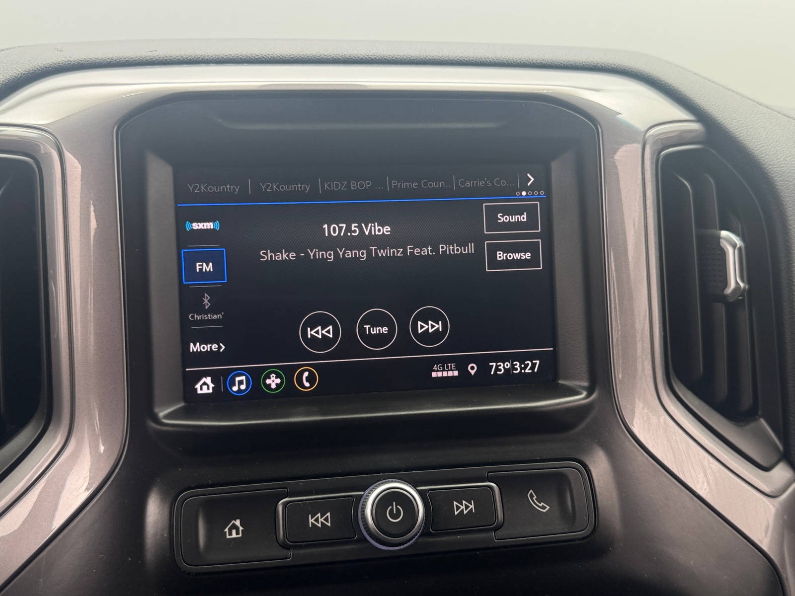 Thumbnail: 2021 Chevrolet Silverado 1500 - 4