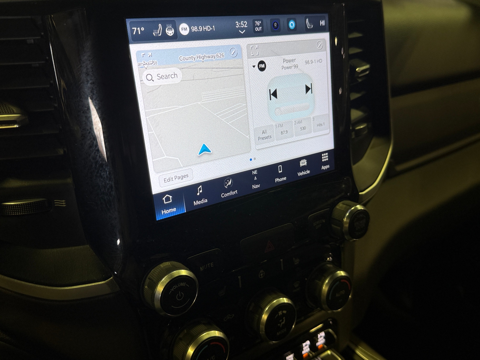 Thumbnail: 2022 RAM 1500 - 4