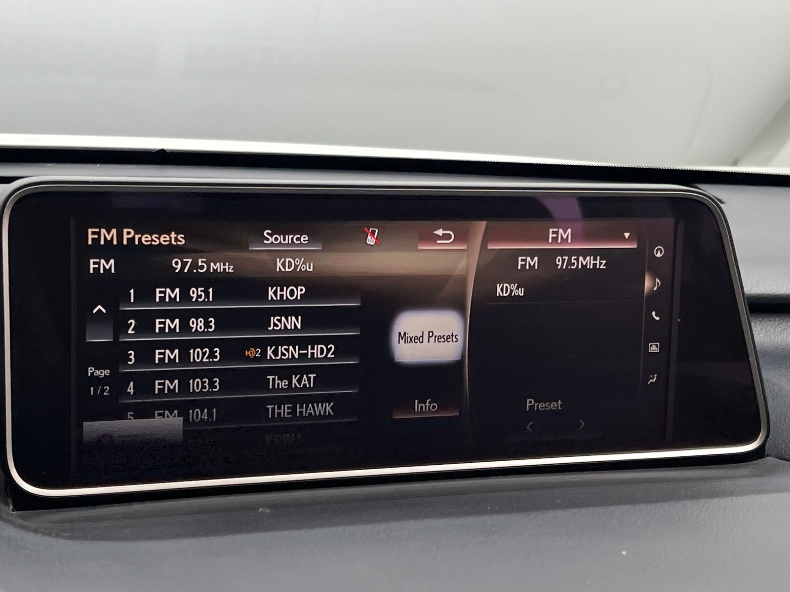 Thumbnail: 2018 Lexus RX - 3