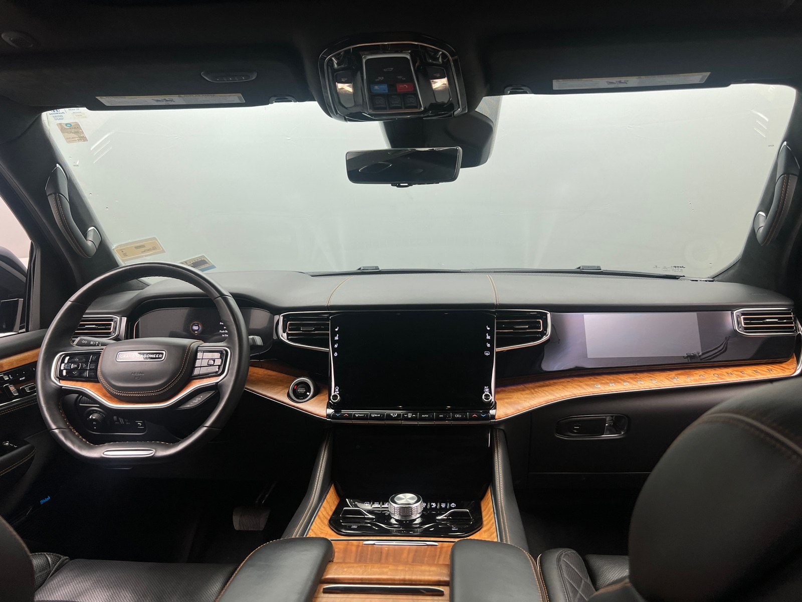 Thumbnail: 2022 Jeep Grand Wagoneer - 2