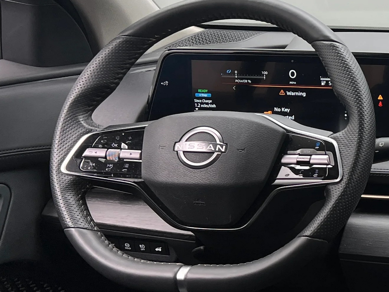 Thumbnail: 2023 Nissan Ariya - 4