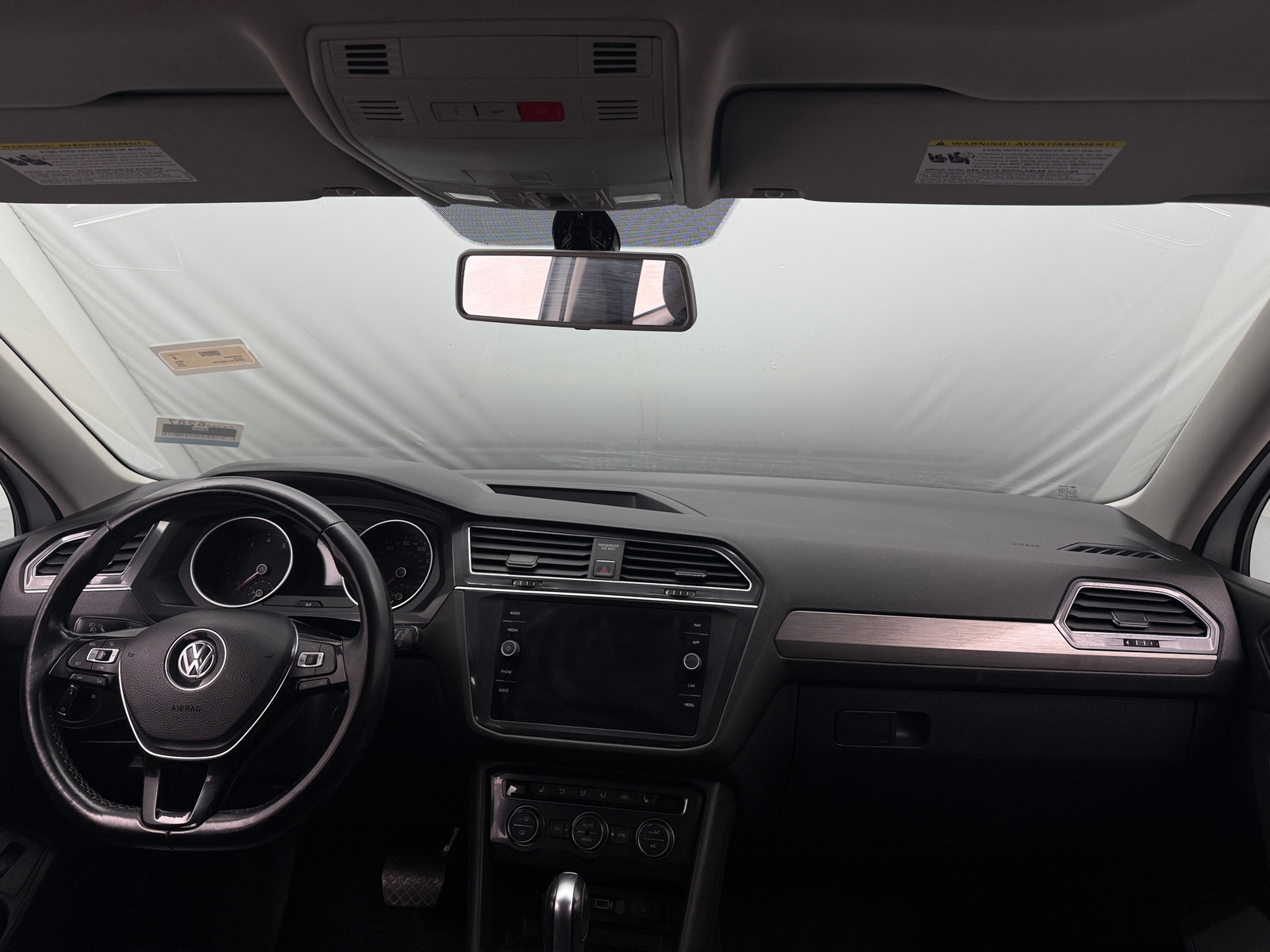 Thumbnail: 2018 Volkswagen Tiguan - 2