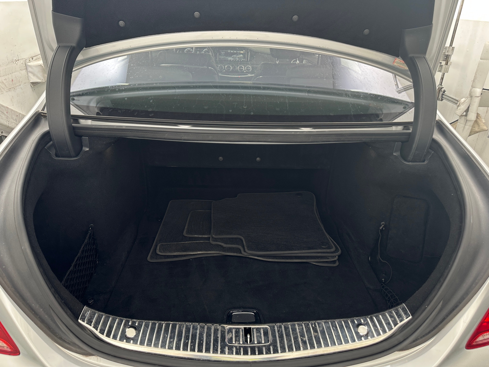 Thumbnail: 2016 Mercedes-Benz S-Class - 6