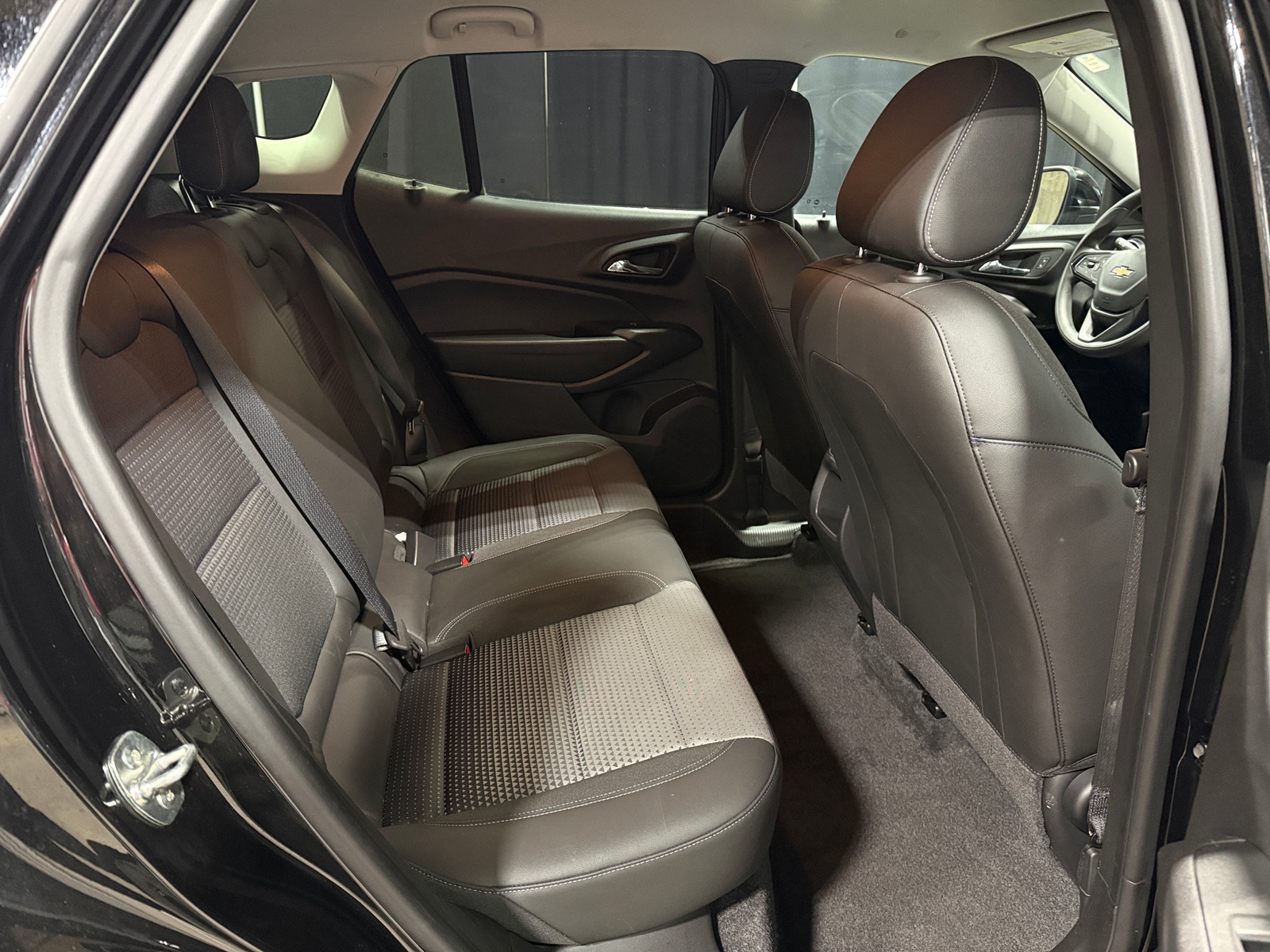 Thumbnail: 2025 Chevrolet Trax - 6