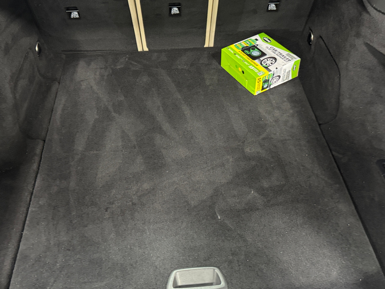 Thumbnail: 2023 BMW i4 - 6